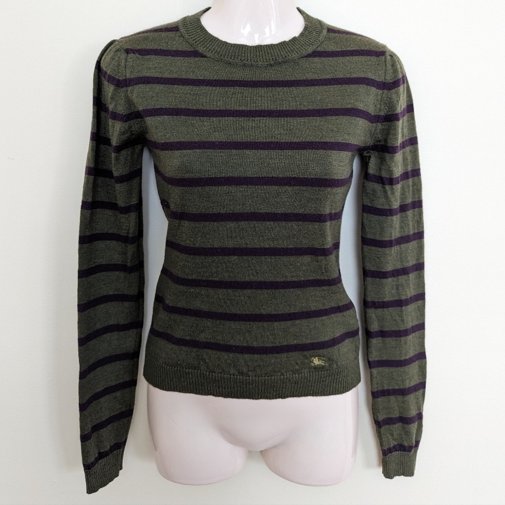 Burberry 100% Merino wool fine knit crew neck sweater xs